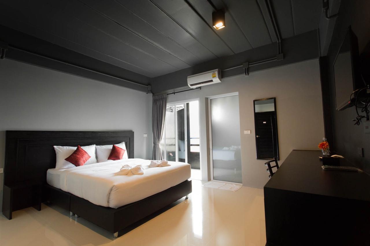 B-Black Residence Chonburi Bagian luar foto